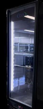 Display vertical para industria del frio